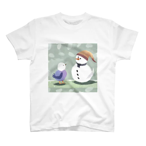 雪だるまと仲良しな鳥 Regular Fit T-Shirt