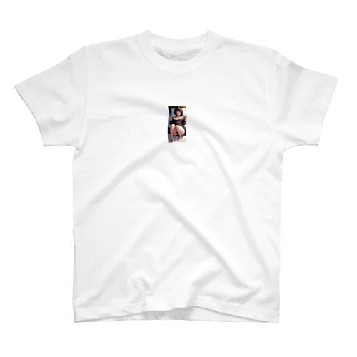 黒髪美少女ちゃん Regular Fit T-Shirt
