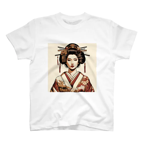 和の粋を纏う、優美な姿Elegance in tradition, a vision of grace. Regular Fit T-Shirt