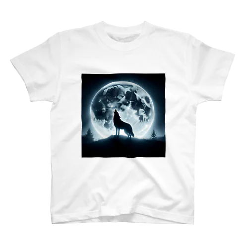 狼と月 Regular Fit T-Shirt