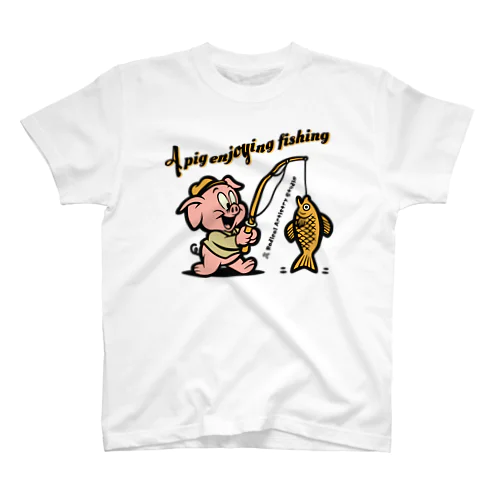 User A pig enjoying fishing スタンダードTシャツ