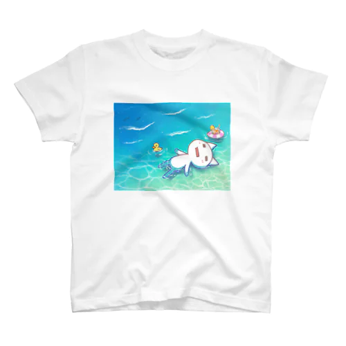 死んだ魚の目をしたネコ　海に浮く スタンダードTシャツ