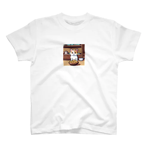 ご飯を待っている猫 Regular Fit T-Shirt