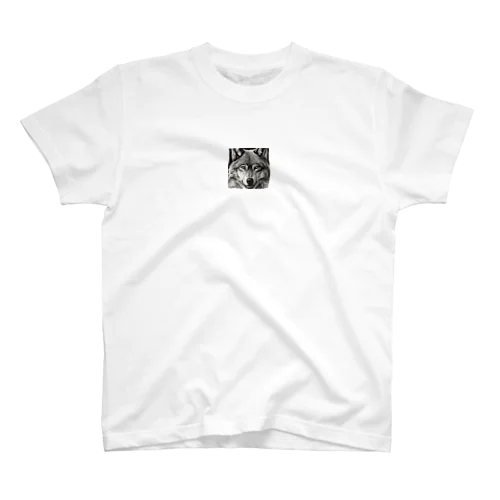 オオカミ Regular Fit T-Shirt