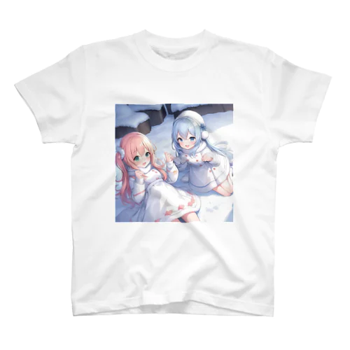 雪遊びする女の子 Regular Fit T-Shirt