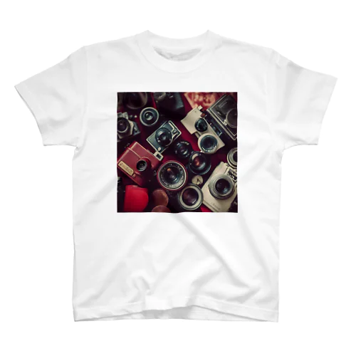 ヴィンテージカメラ Regular Fit T-Shirt