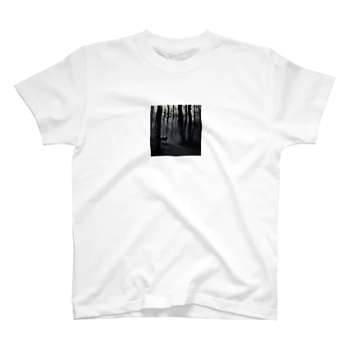 夜の狩人 Regular Fit T-Shirt
