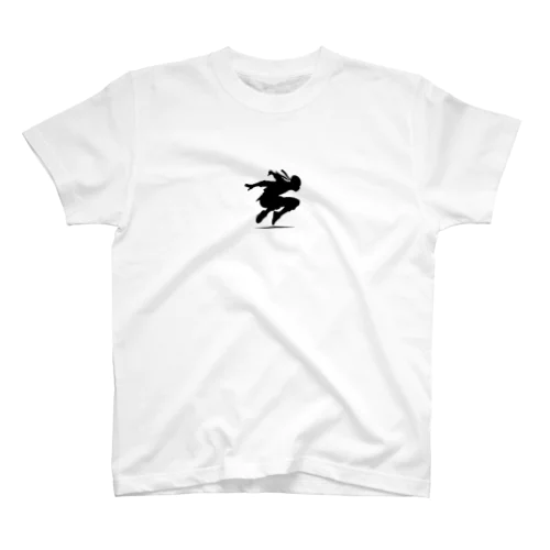 忍者シルエット疾風ジャンプ Regular Fit T-Shirt