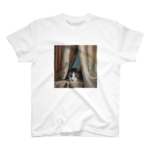 窓辺の覗き猫🐱 Regular Fit T-Shirt