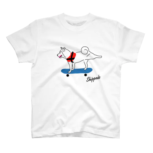 スケボーに乗る柴犬 スタンダードTシャツ