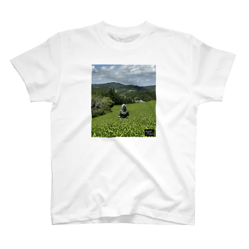 いつもあなたのそばに茶畑とともに T-shirt Regular Fit T-Shirt