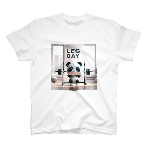 筋トレパンダ　Leg Day Regular Fit T-Shirt