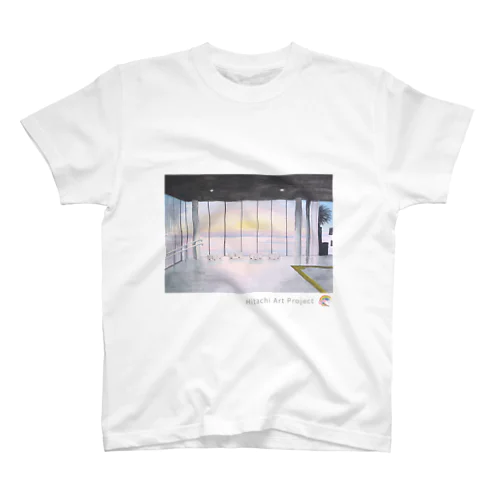 第9回公募展　朝焼けに染まる日立駅 スタンダードTシャツ