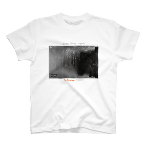 emu_travers river スタンダードTシャツ