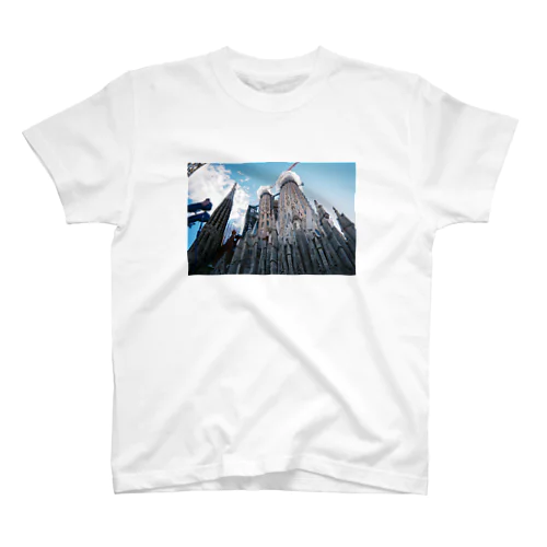 Barcelona landscape4 スタンダードTシャツ