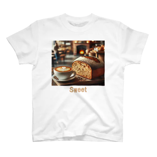 カフェラテ　sweet Regular Fit T-Shirt