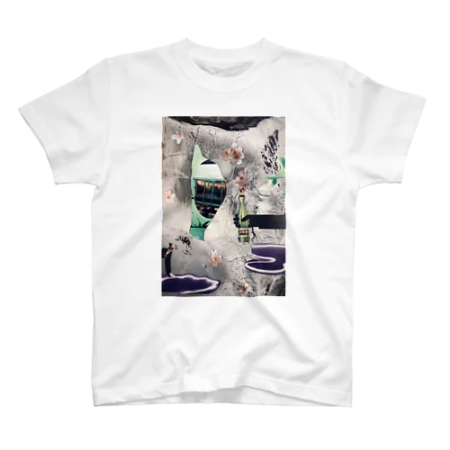 へんてこりん宇宙人 Regular Fit T-Shirt