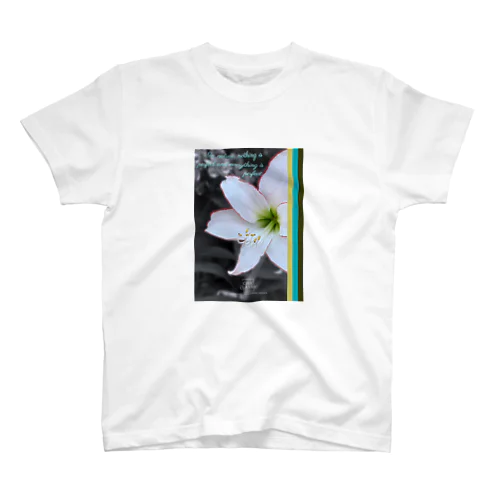 お花・In nature, nothing is perfect and everything is perfect. Regular Fit T-Shirt