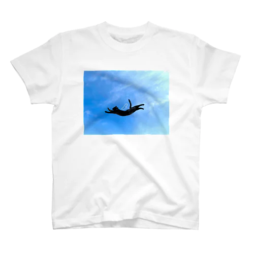 flying ねこちゃん Regular Fit T-Shirt