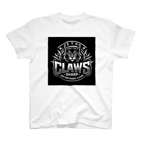 Keep your claws sharp and your friends closer.**  爪は鋭く、友人はもっと近くに。 スタンダードTシャツ