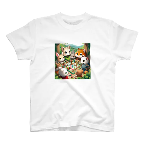 ラブリーアニマル⭐︎ボードゲーム Regular Fit T-Shirt