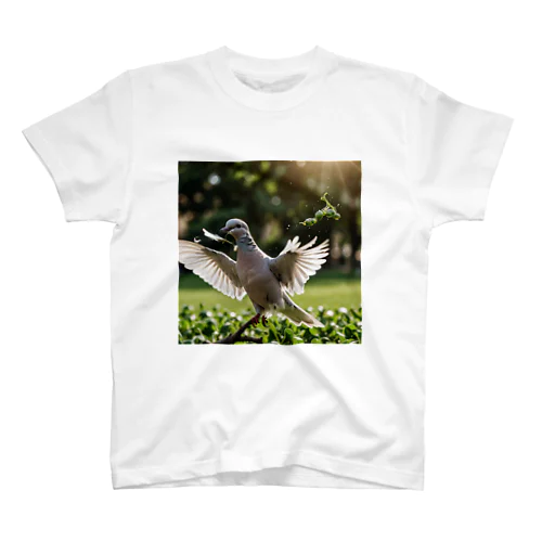 鳩に豆鉄砲 Regular Fit T-Shirt
