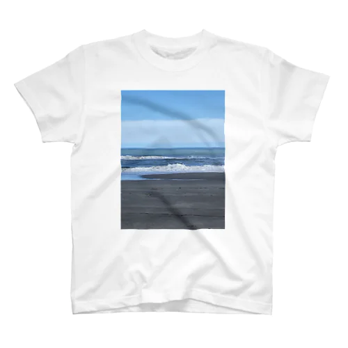 あえて殺風景な北国の海 Regular Fit T-Shirt