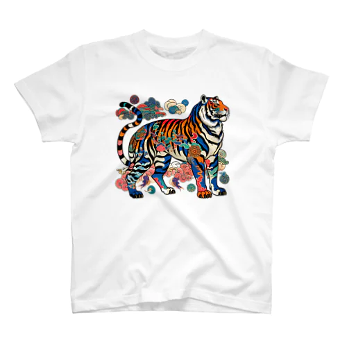 浮世絵風　虎（威風堂々）"Ukiyo-e Style: Majestic Tiger" "浮世绘风格：威风凛凛的虎" Regular Fit T-Shirt