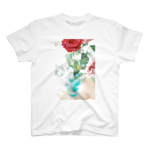 OOF 花と花瓶 1 Regular Fit T-Shirt