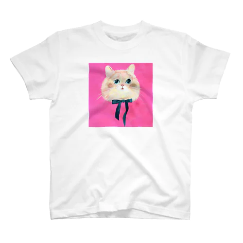 ピンク猫の Regular Fit T-Shirt