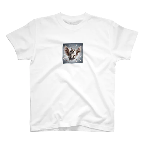 空飛ぶ猫リアル風4 Regular Fit T-Shirt