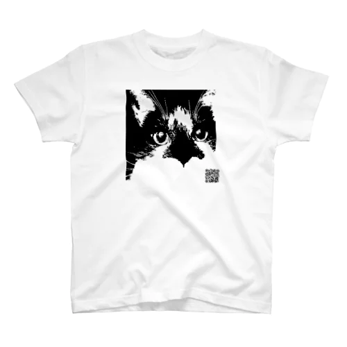 ぼたんちゃん Regular Fit T-Shirt