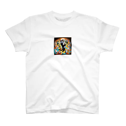 猫のダンスパーティー Regular Fit T-Shirt