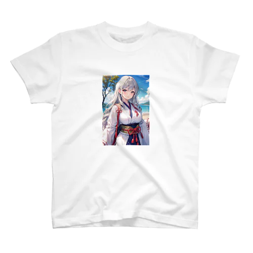 母性溢れる巫女 Regular Fit T-Shirt