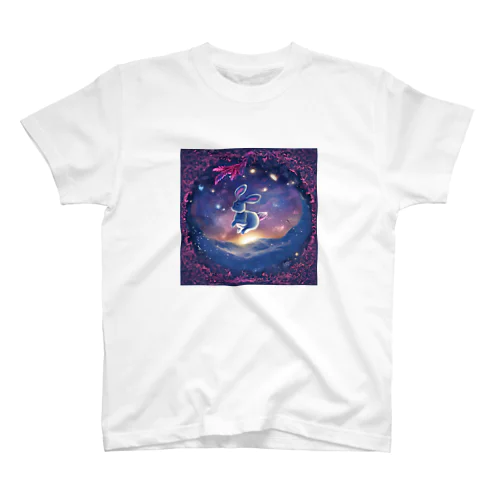 うさぎの異世界冒険 Regular Fit T-Shirt