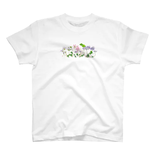 雪割草は人気者 Regular Fit T-Shirt