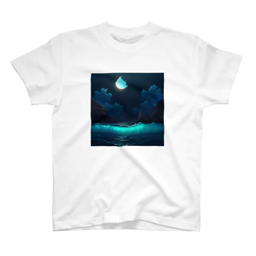 藍月に引き寄せられた波 Regular Fit T-Shirt