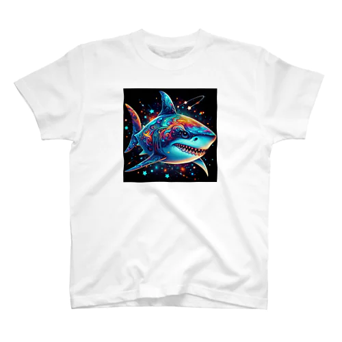 宇宙を泳ぐサメ君🦈💫🌠 スタンダードTシャツ