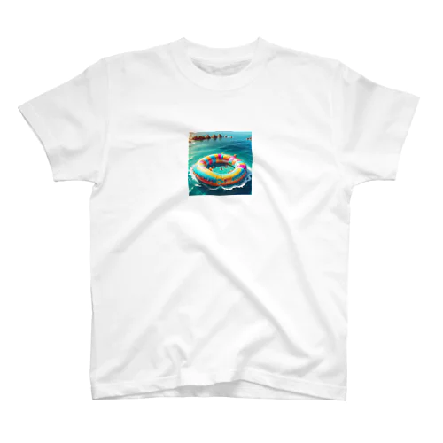 カラフルなうきわ Regular Fit T-Shirt