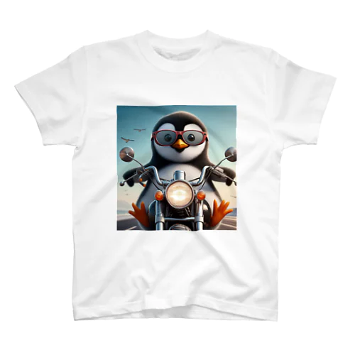 サングラスをかけたワイルドなペンギン① Regular Fit T-Shirt