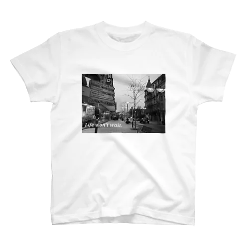 おしゃれな町並み写真デザイン スタンダードTシャツ