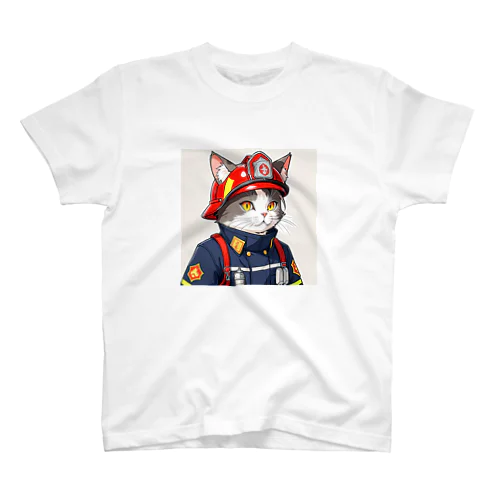 働く猫：消防士 スタンダードTシャツ