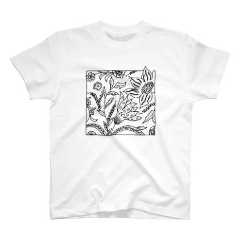 線画の花柄模様_BK Regular Fit T-Shirt