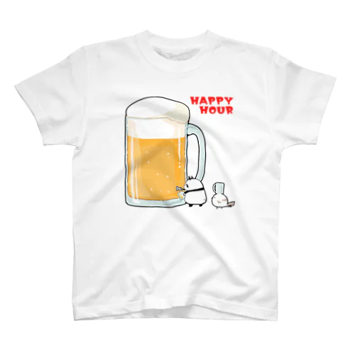 ハッピーアワーでビール祭りを開催するパンダとシマエナガ スタンダードTシャツ