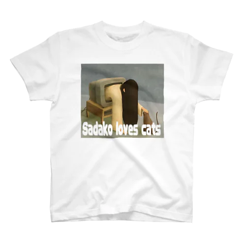 Sadako loves cats Regular Fit T-Shirt