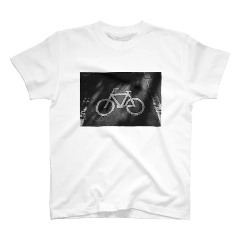 自転車地面 Regular Fit T-Shirt