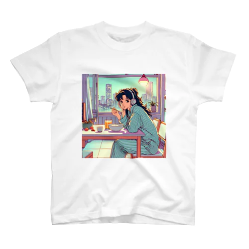 夜明けの静寂、私の時間 Regular Fit T-Shirt