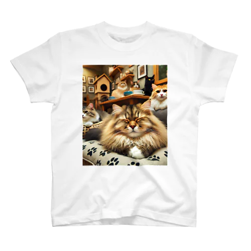 猫カフェシリーズ Regular Fit T-Shirt