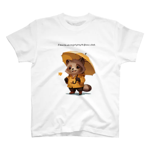 雨とタヌキ Regular Fit T-Shirt