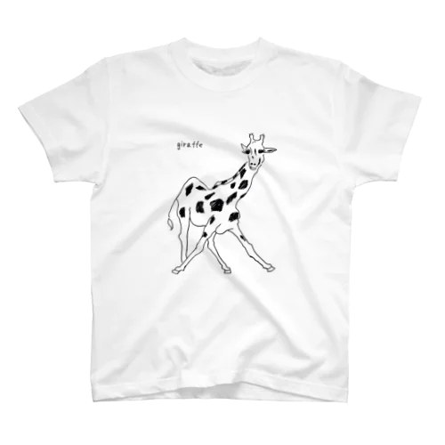 へっぴり腰のキリン Regular Fit T-Shirt